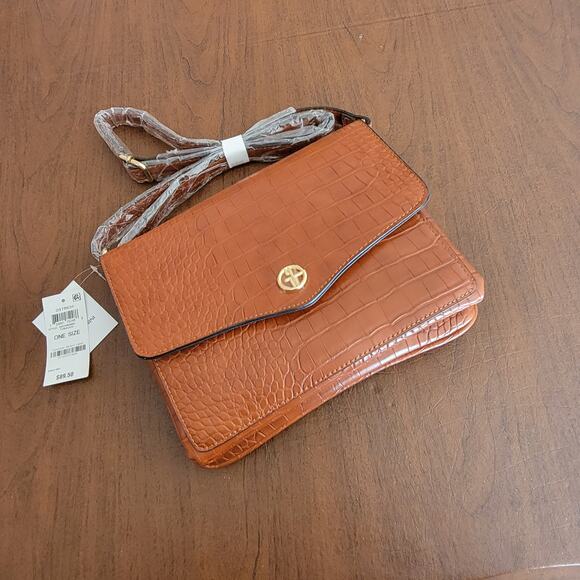 Giani Bernini Faux Ostrich Flap Shoulder Bag Brown Gold New with tags - Picture 1 of 14